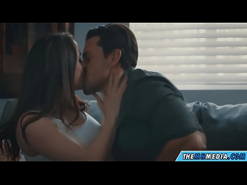 ❤️ رابطه جنسی عاشقانه با یک مادر خوش اندام ️ فوق پورن در ما ❌
